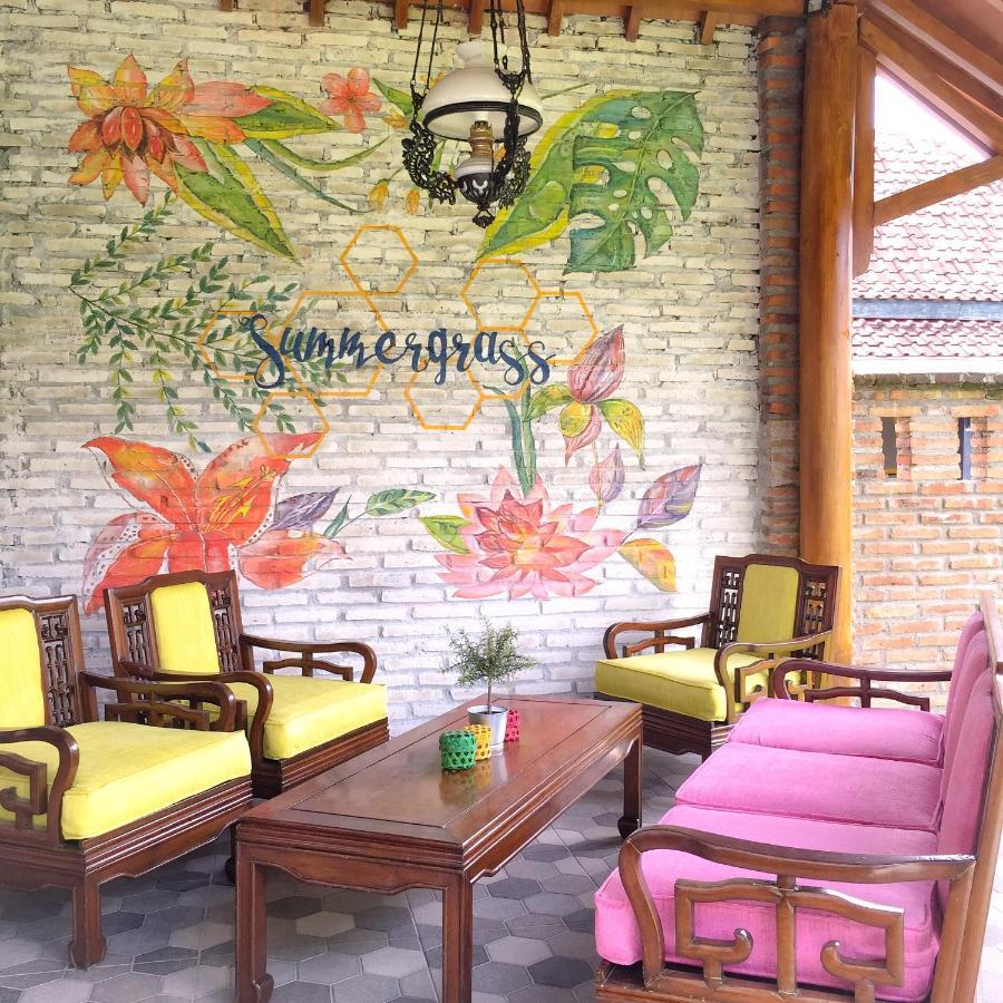 Summergrass B&B Prawirotaman Екстер'єр фото